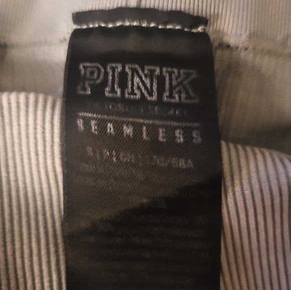 Pink seamless leggings - Picture 2 of 5